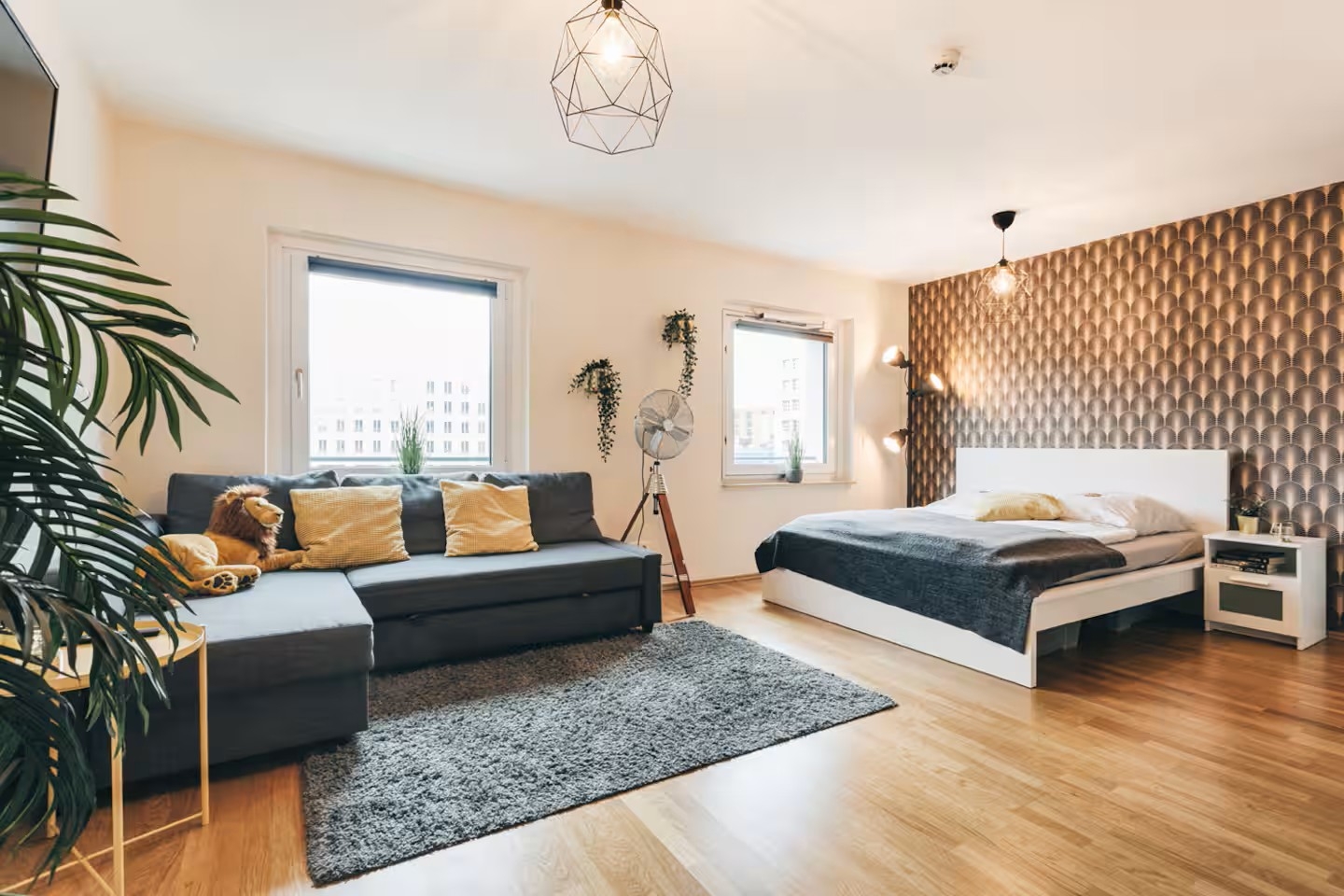 Wohn- und Schlafzimmer