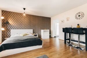Wohn- und Schlafzimmer